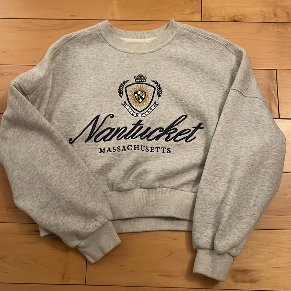 Abercrombie &Fitch sweatshirt